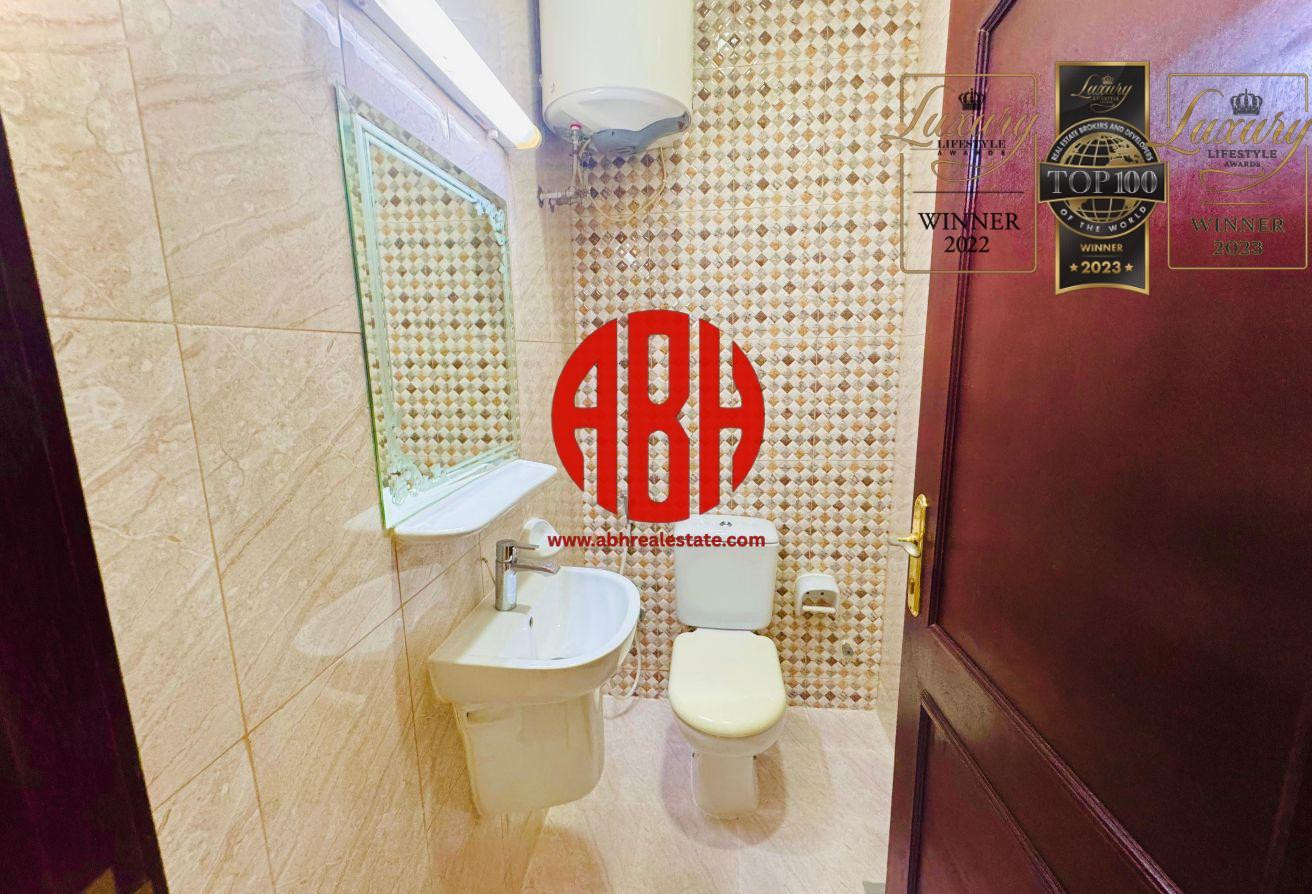 BEST OFFER! | FULLY FURNISHED 2-BDR | CENTRAL SPOT - Apartment in Al Tabari Street