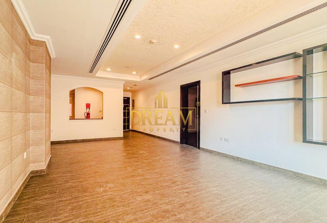 3Master Bedroom UF Flat With Balcony In Pearl / PA