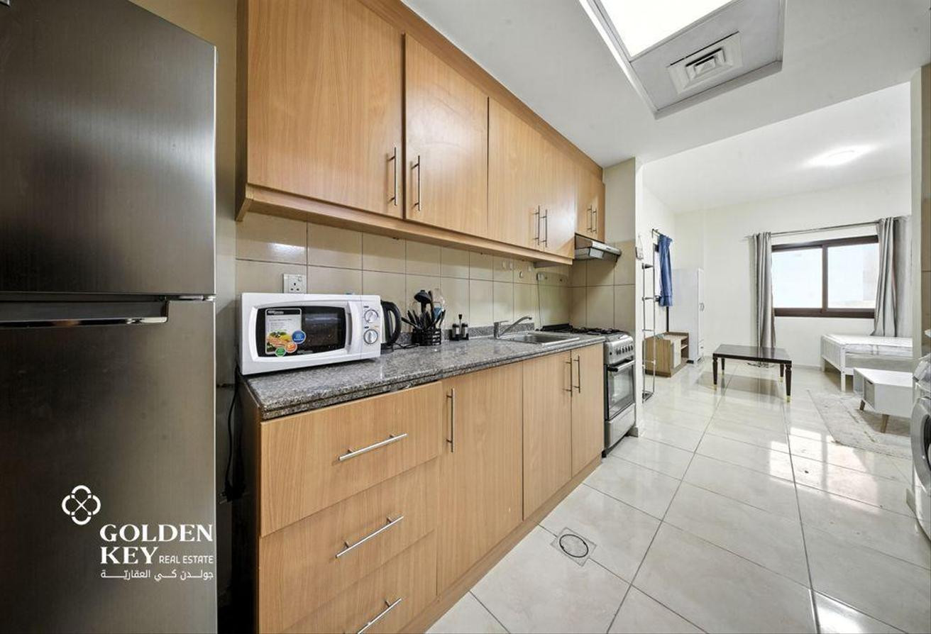 Including Bills | Elegant Studio Living | Furnished - Apartment in Piazza 2