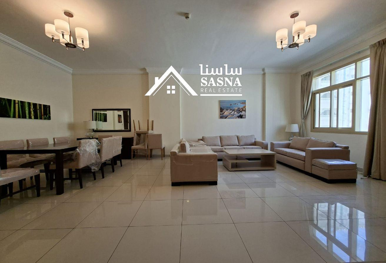 Fully Renovated Apartment Near Shops, City View