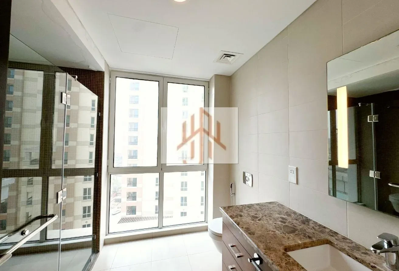 Spacious 1BR | Balcony | Utilities Included - Apartment in Doha