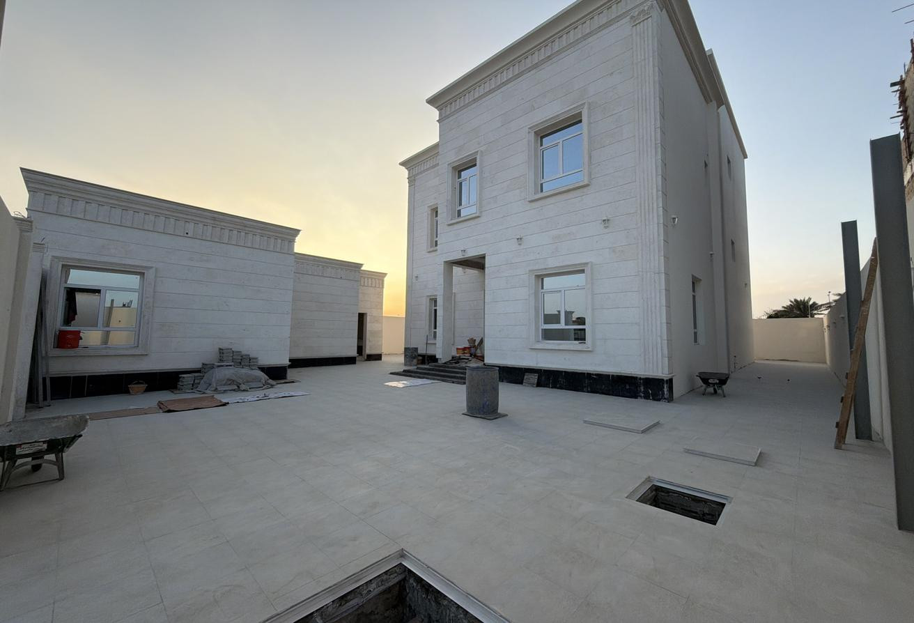 LUXURY 8 BHK VILLA IN GHARAFAT AL RAYYAN 630 SQM - Villa in Al Gharrafa