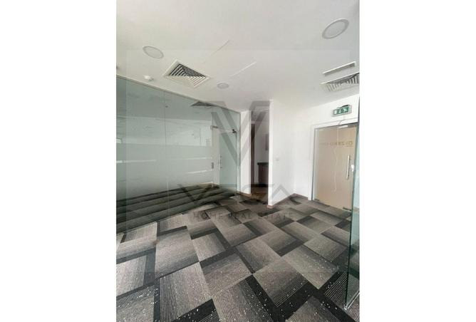 Luxury Business Center Near to Ramada Intersection