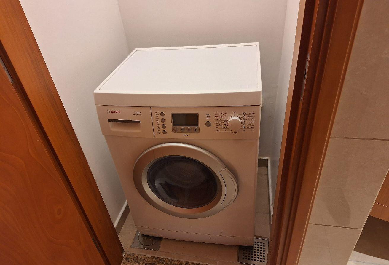 Amazing studio unit. Sea view. 1 month free - Apartment in Tower 29