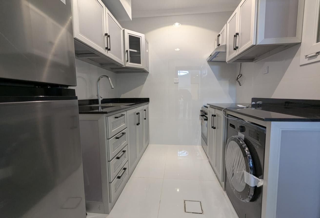 Luxury Spacious| 2 BHK With Furnished For Family
