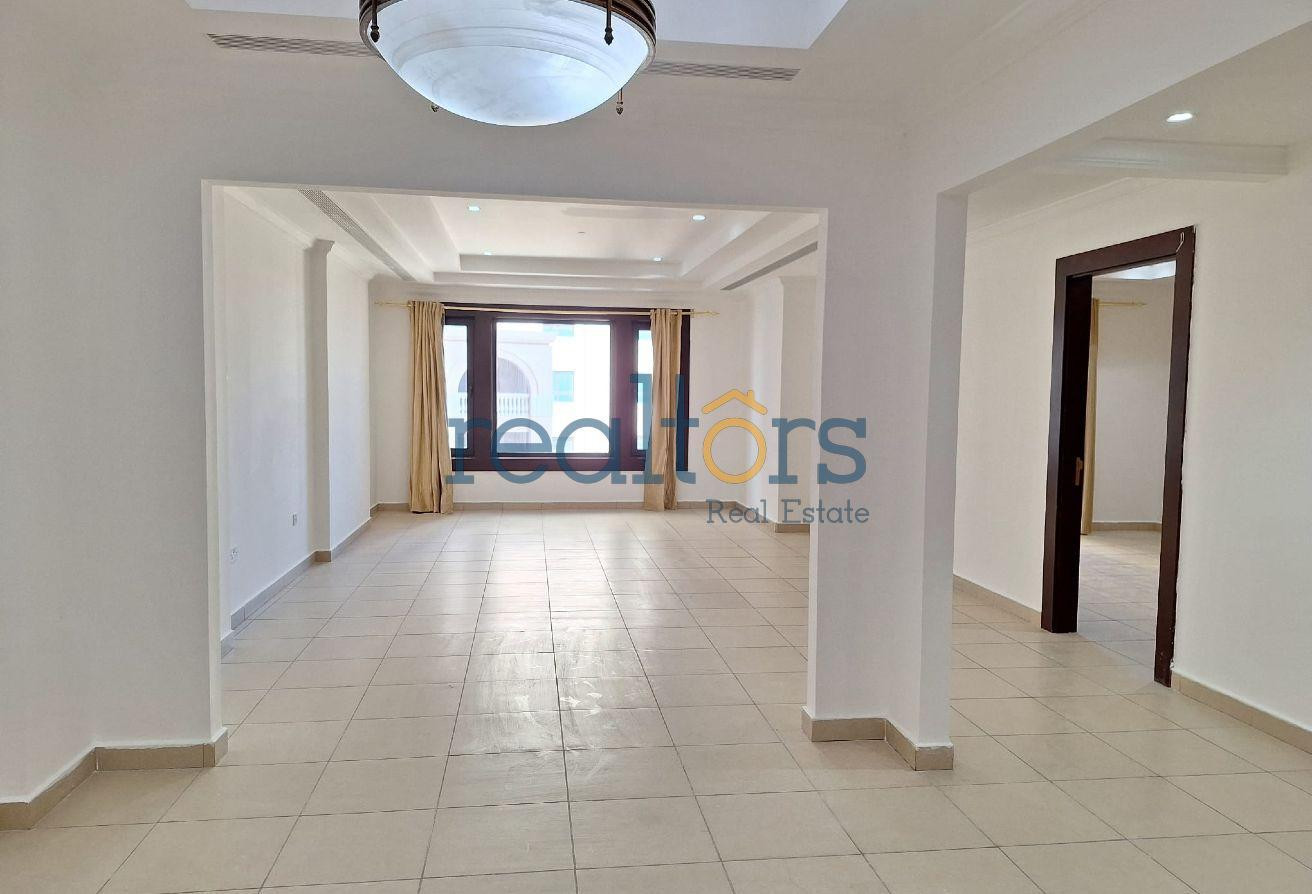 1 BED SEMI-FURNISHED 2 PARKING TITLE DEED - Apartment in Tower 24