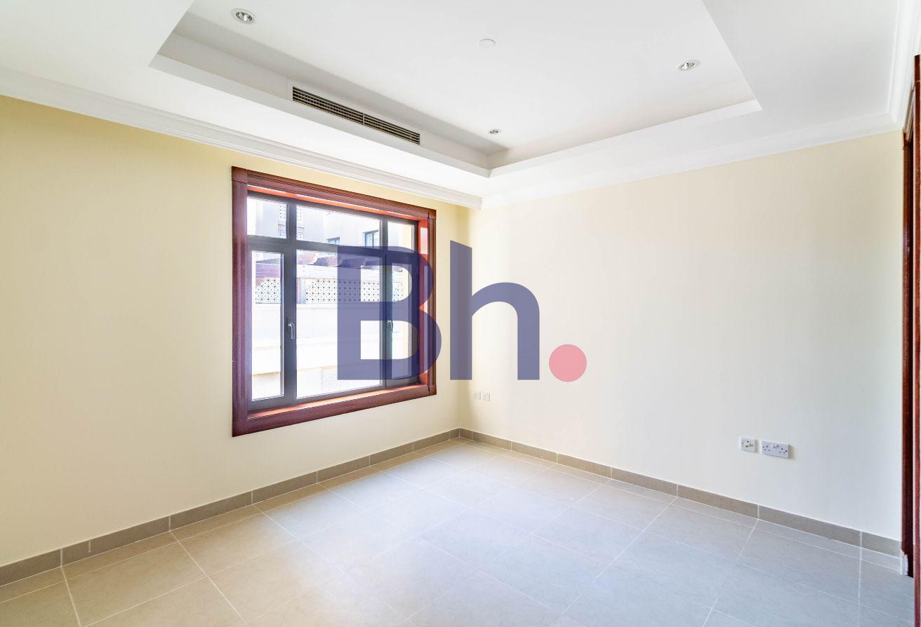 MODERN | 2 BEDROOMS TOWNHOUSE | MARINA VIEW