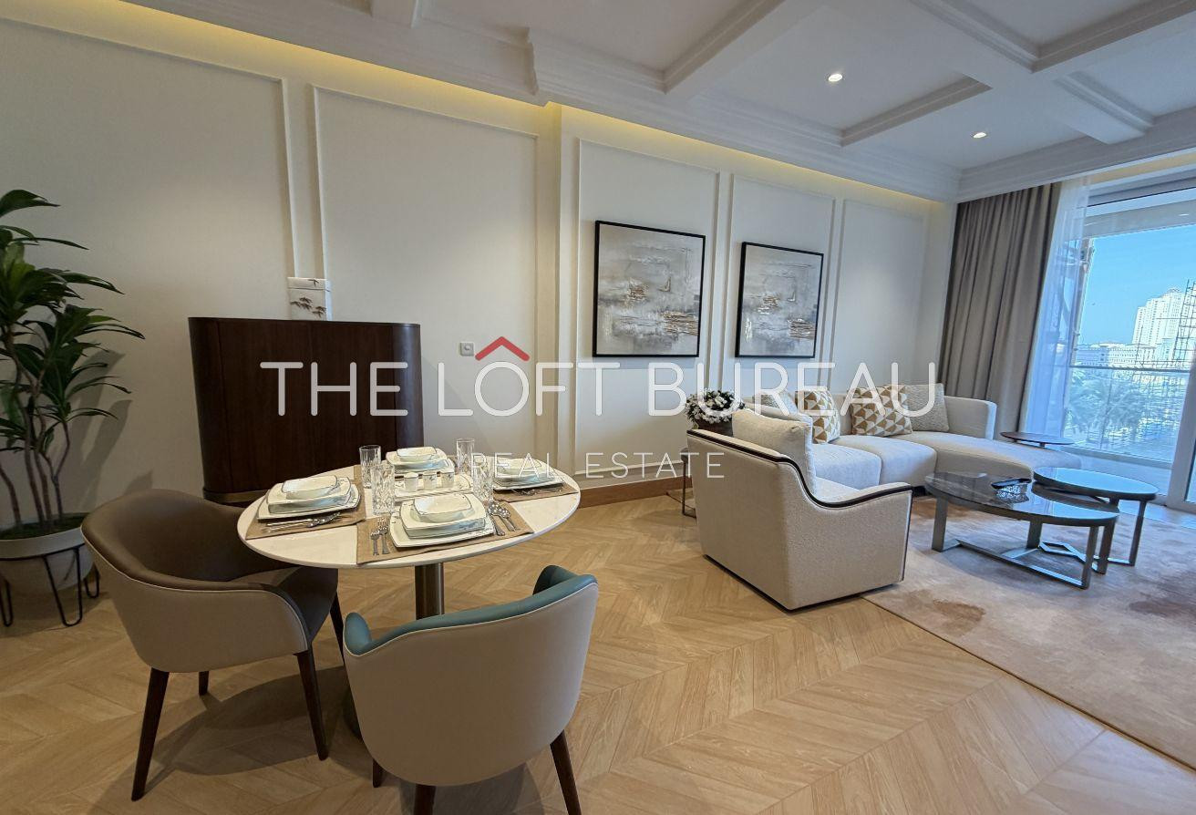 NO COMMISSION ! FULLY RENOVATED! AMAZING APARTMENT