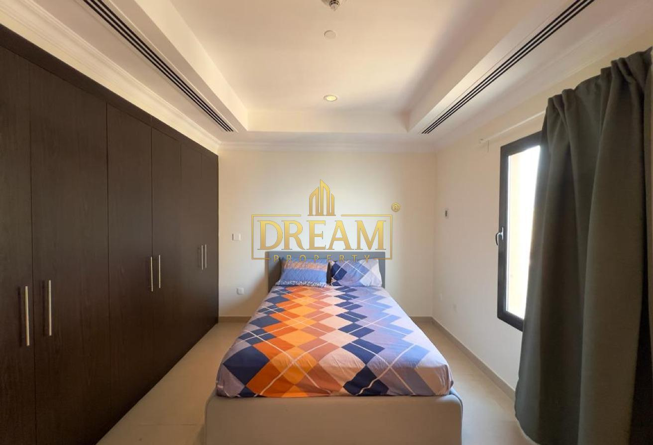 3Master Bedroom UF Flat With Balcony In Pearl / PA