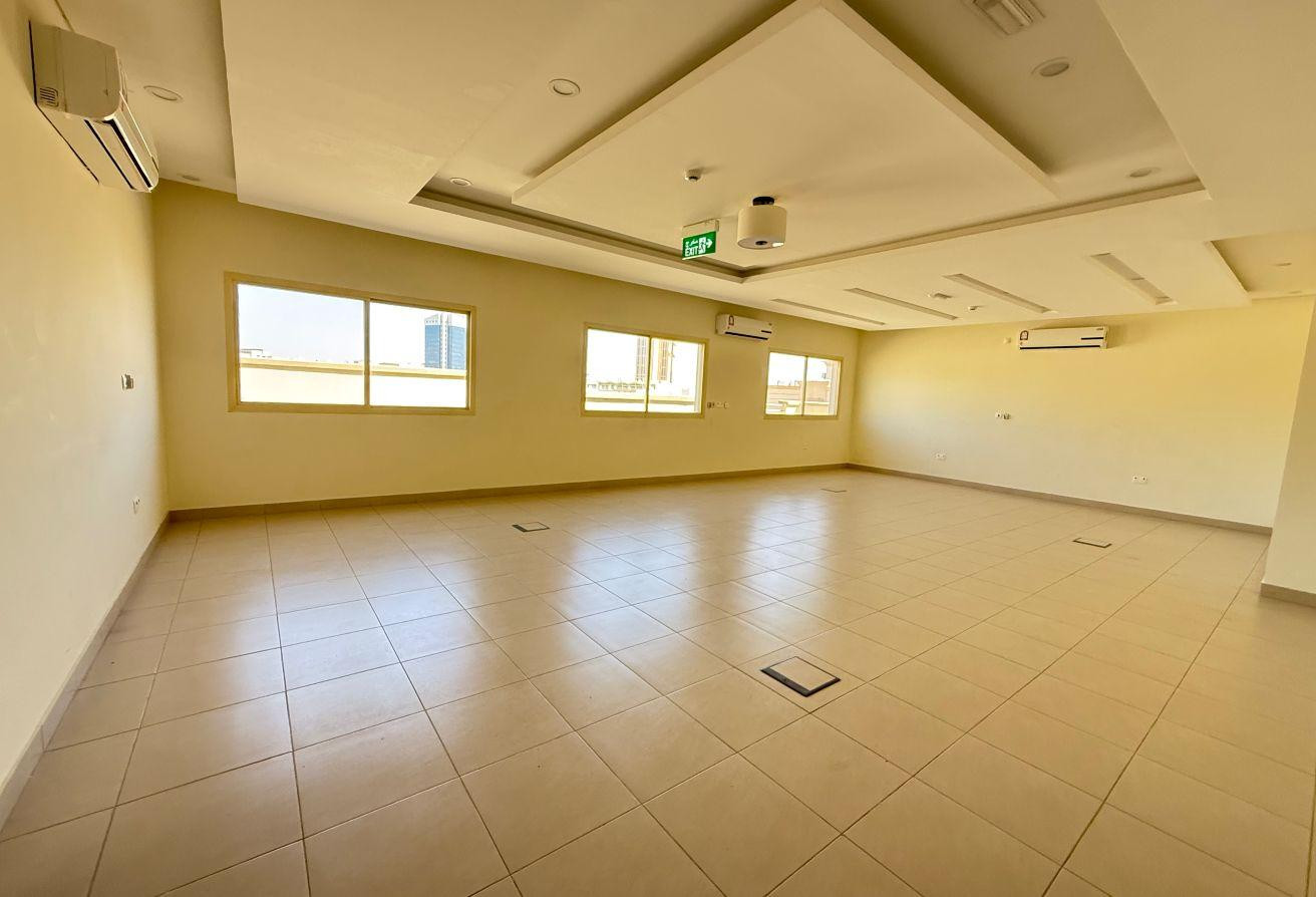 SPACIOUS 3+MAID | GYM | ALSADD AREA - Apartment in Al Sadd Tourist Apartments