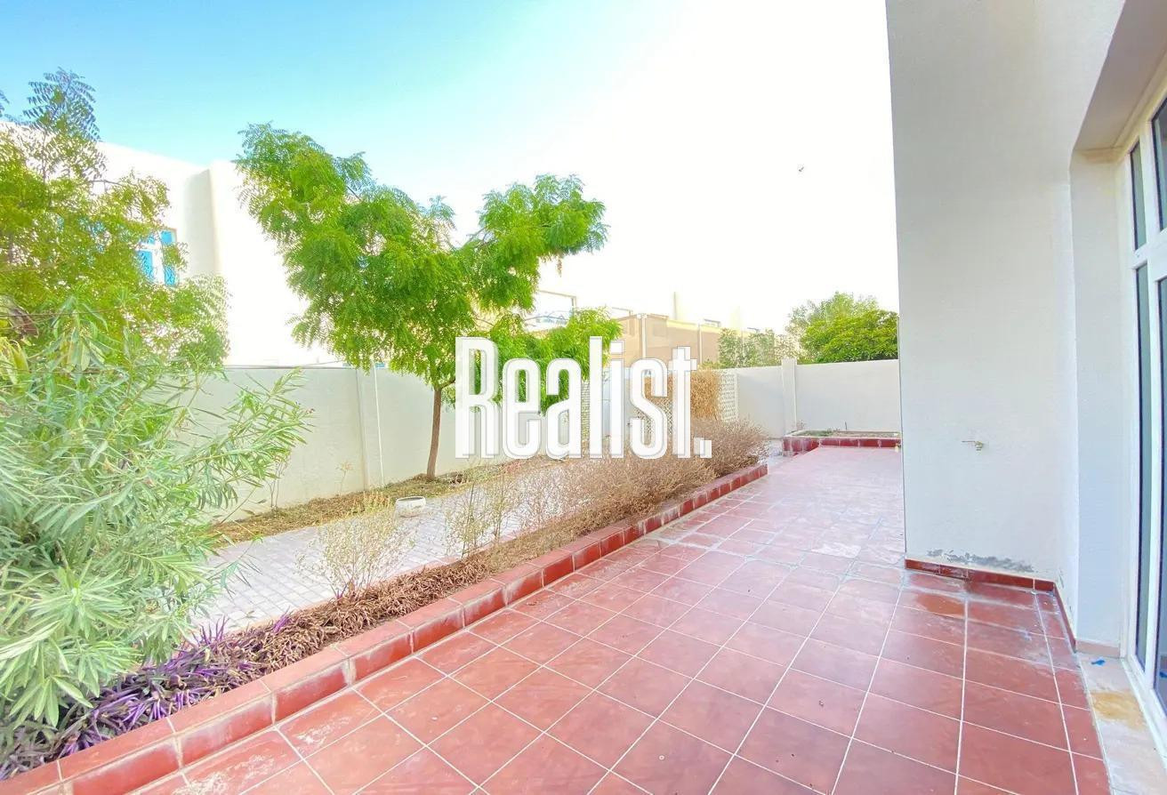 AIN KHALED | 3 Bedroom + Maid | Semi Furnished | - Villa in Umm Al Seneem Street