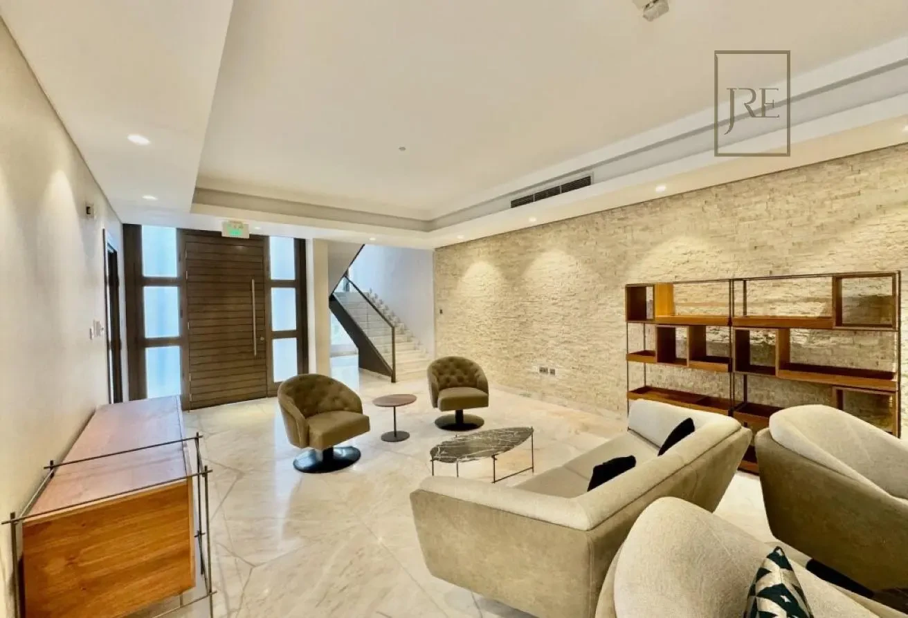 Luxury 4-Bedroom+Maids Compound Villa- Al Mamoura - Villa in Al Maamoura