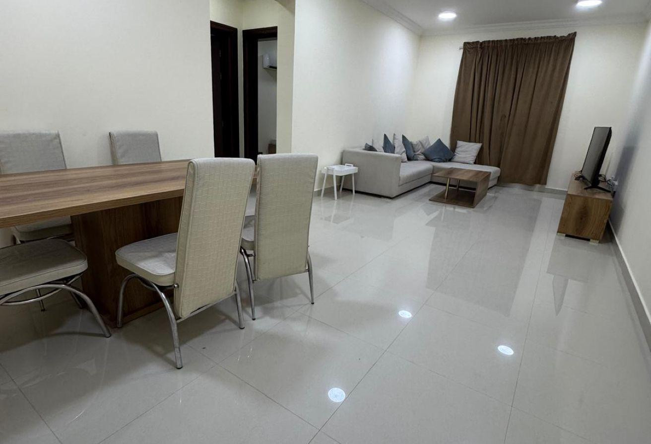 Spacious Furnished 2-Bedroom Apartment for Rent - Apartment in Fereej Kulaib