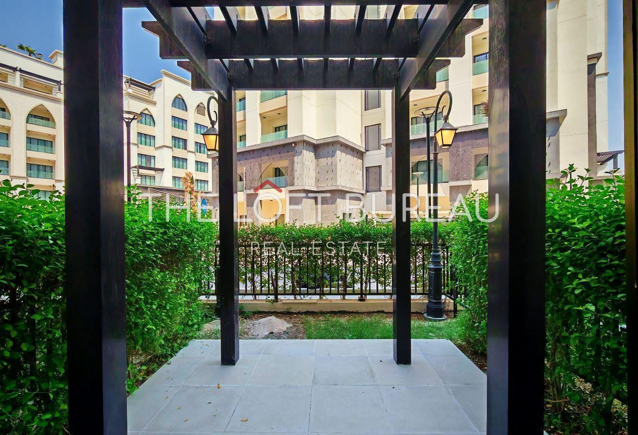 Le Plage, The Pearl – Brand New & Fully Furnished - Studio Apartment in La Plage South