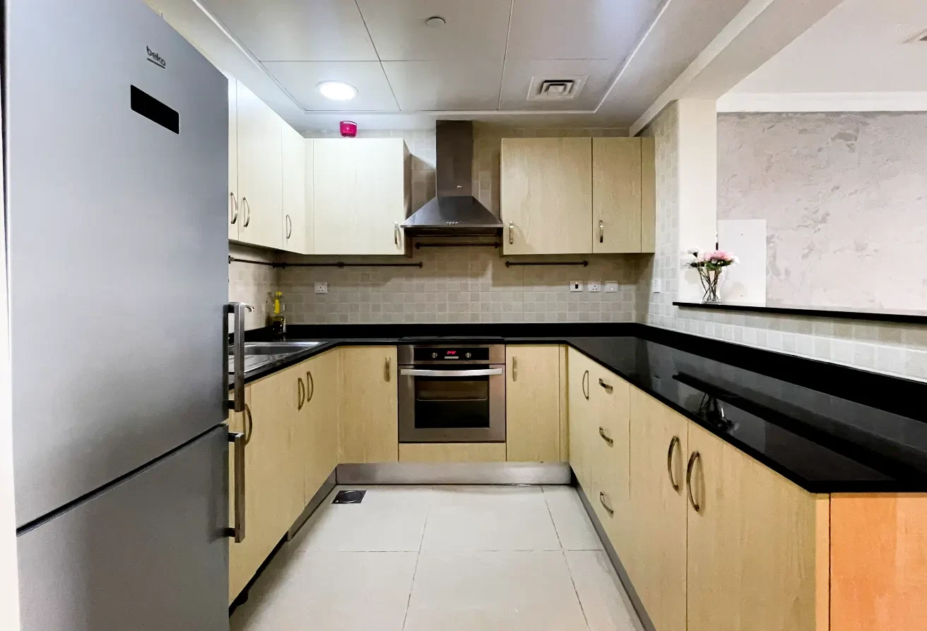 Grab It now | Luxury studio for rent | FF| Balcony - Apartment in West Porto Drive