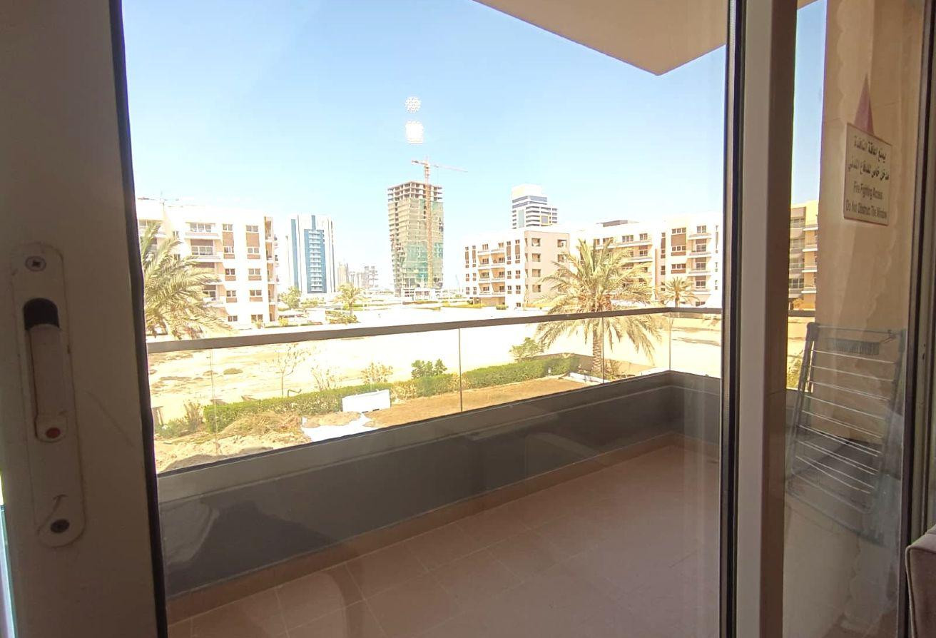 SPACIOUS FF 2BHK+MAID APARTMENT WITH BALCONY - Apartment in Lusail City