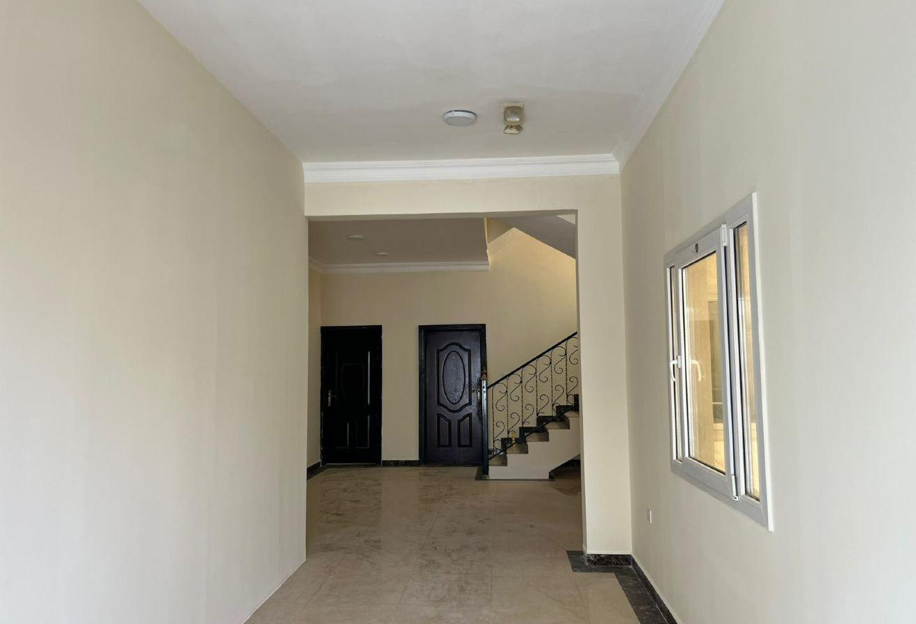 Spacious Villa for Rent . - Villa in Al Markhiya Street