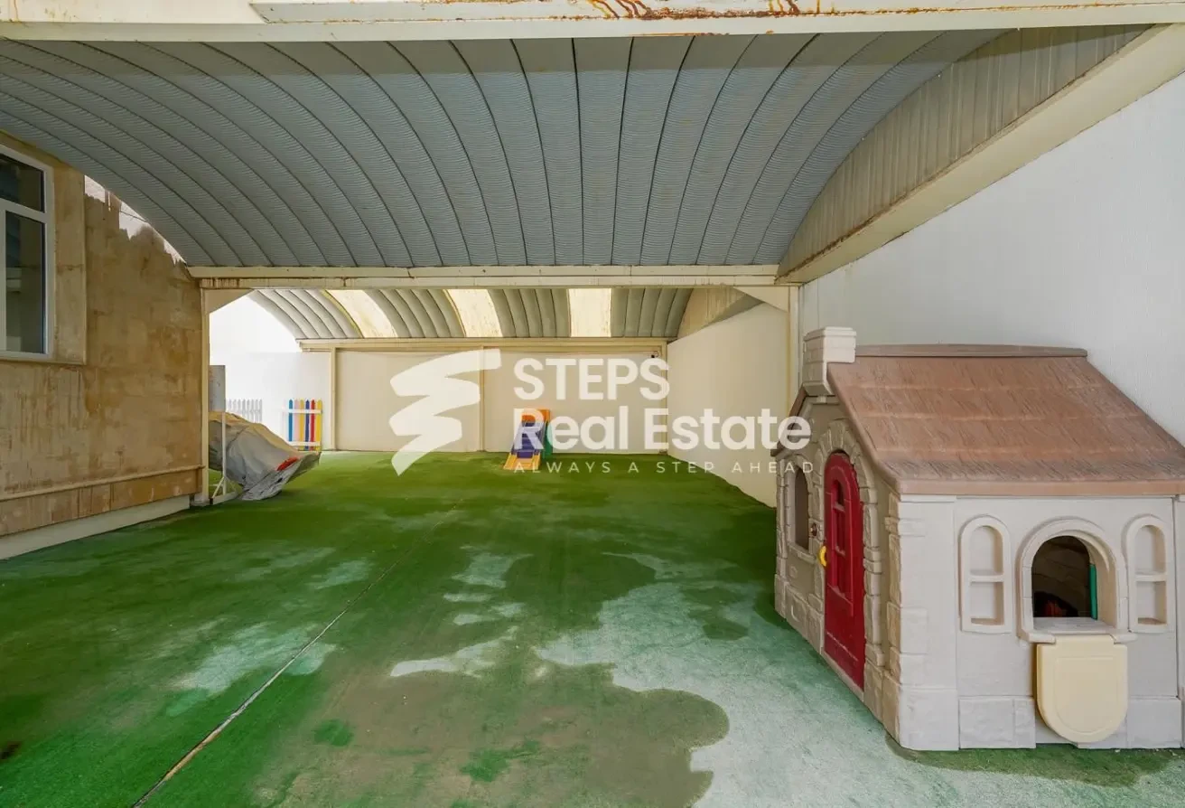 Villa Suitable for Kindergarten School in Gharafa - Villa in Al Hanaa Street