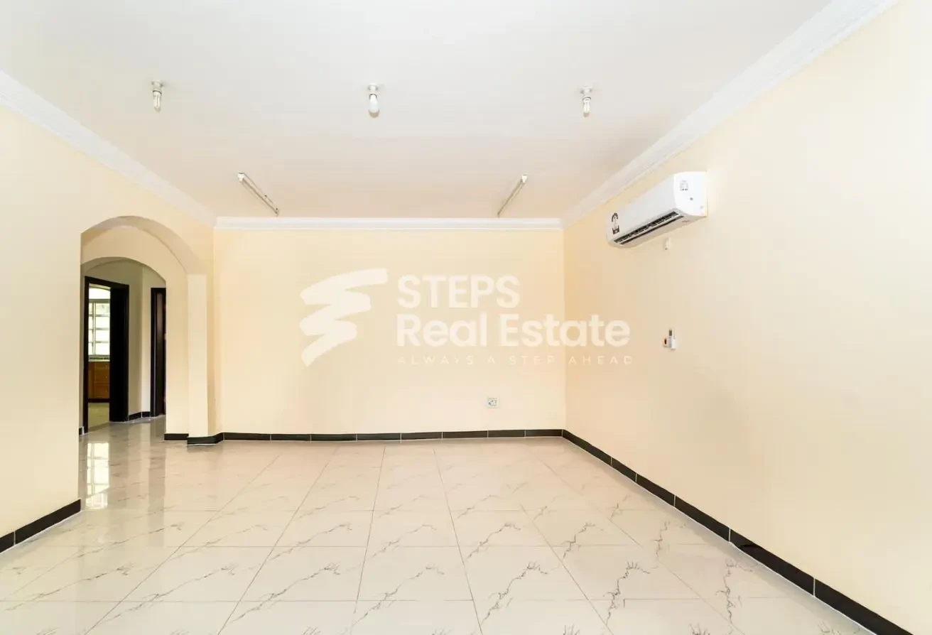 Brand New Villa Ideal for Families in Ain Khaled - Compound Villa in Umm Al Seneem Street