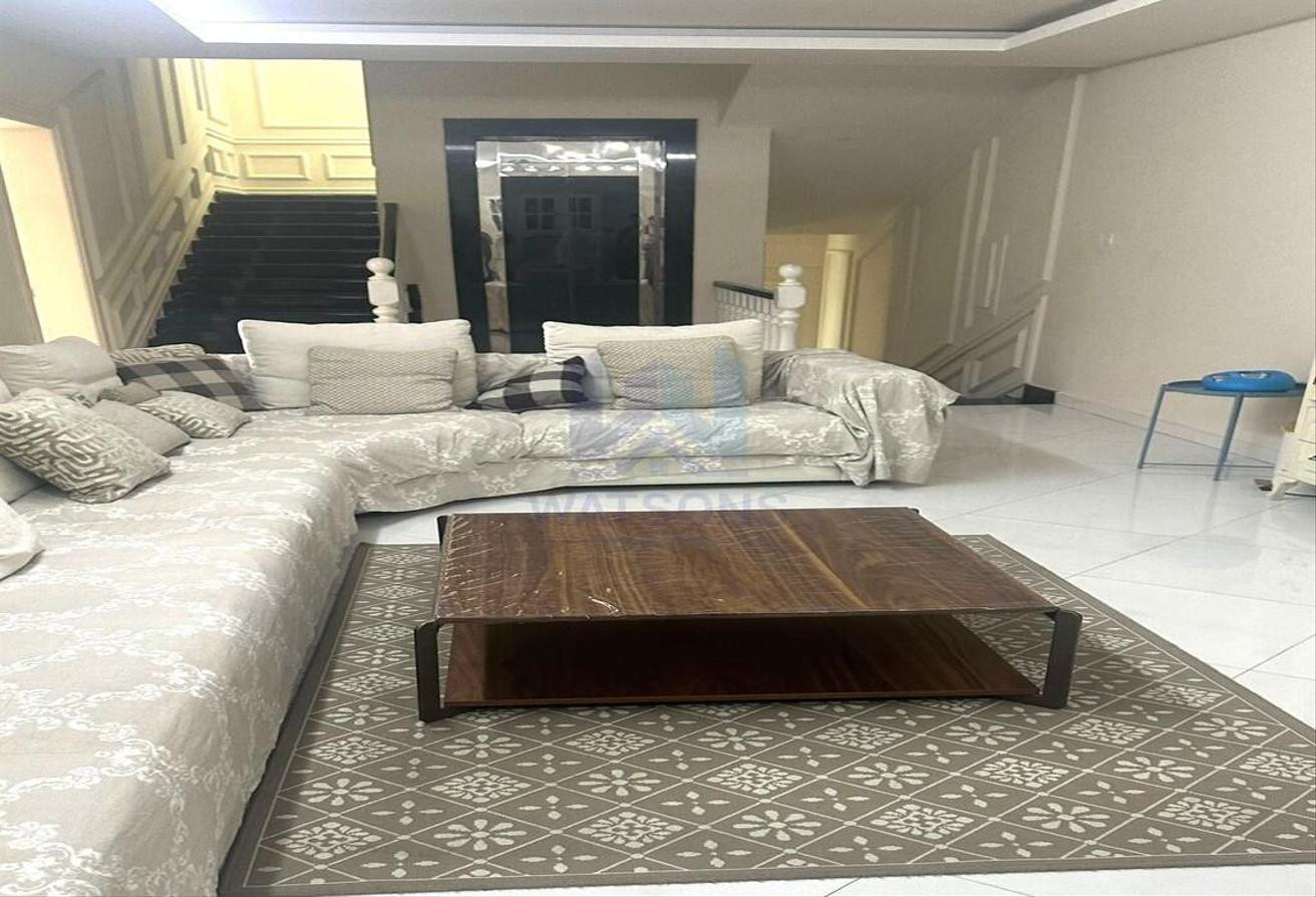 LARGE 7BR STANDALONE VILLA FOR SALE - Villa in Al Nuaija Street