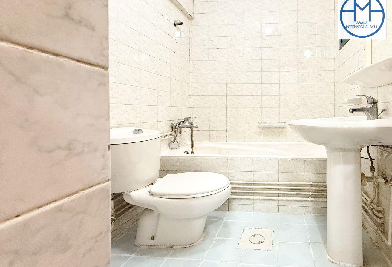 SPACIOUS 2BHK UNFURNISHED BEHIND NATIONAL MUSEUM - Apartment in Salata