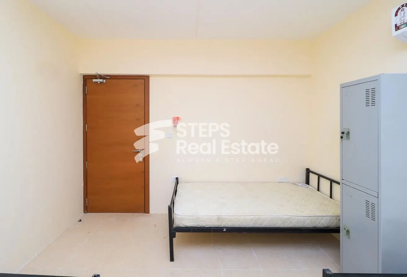 Furnished 18 Rooms for Staff for Rent in Al Khor - Labor Camp in Al Khor