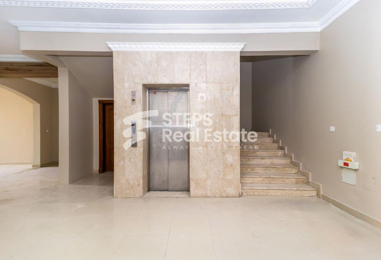 Spacious 3-Story Villa for Rent in Al Thumama