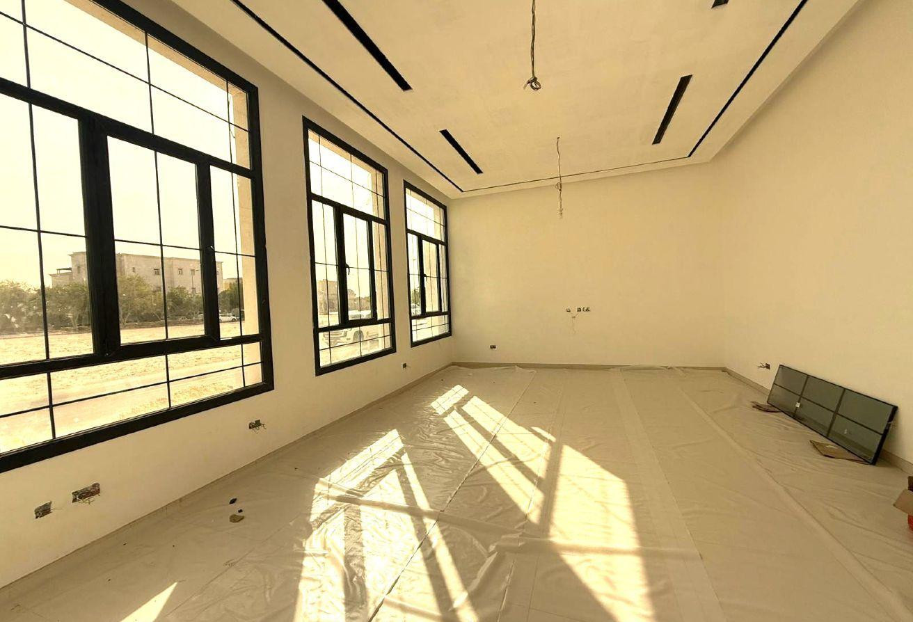 PRESTIGIOUS 7BR VILLA WITH LIFT | CORNER PLOT | - Villa in Al Gharrafa