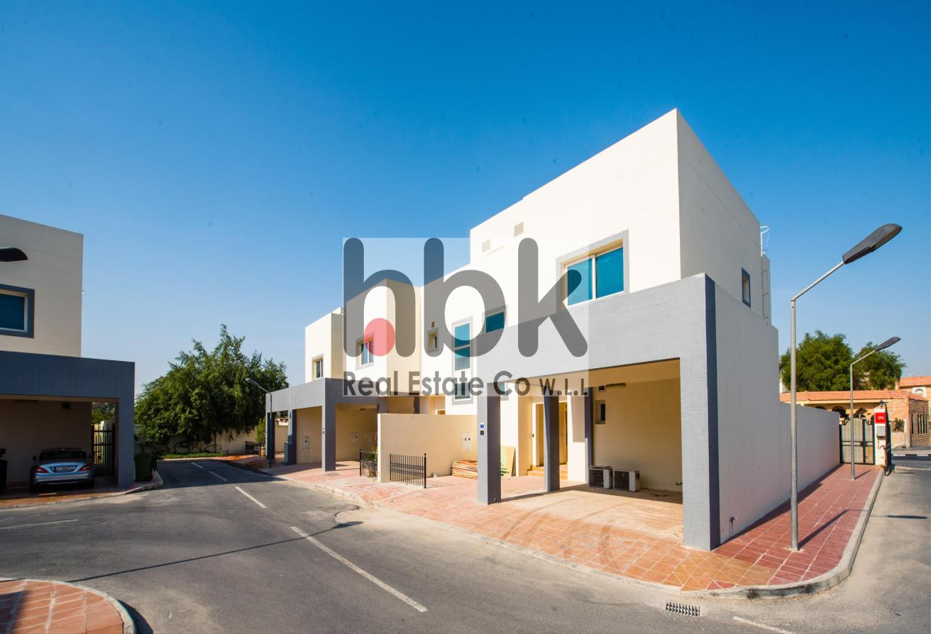 3 bedroom villa in a compound No Commission - Compound Villa in Al Nasr Street