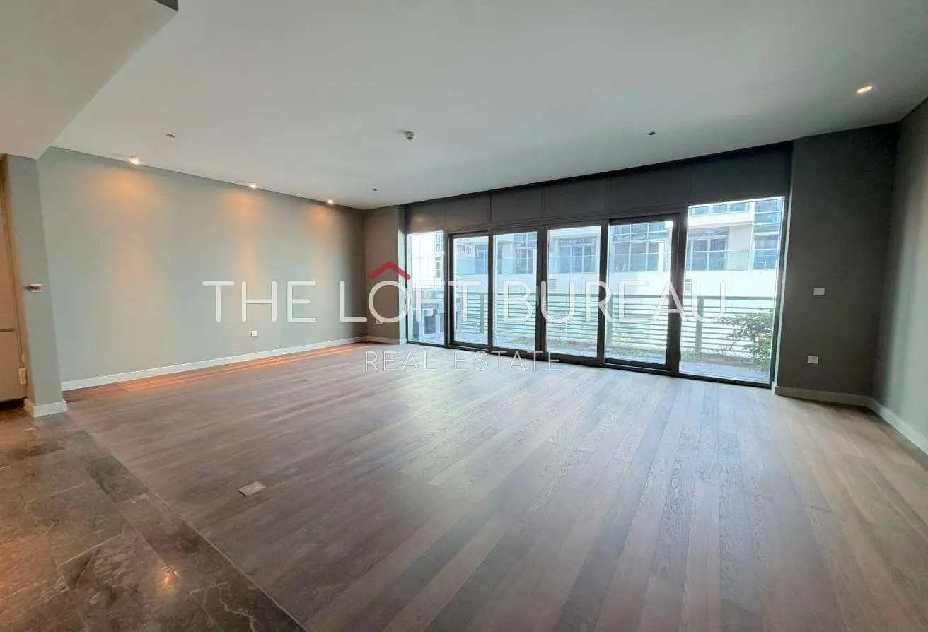 WATERFRONT | NEW | READY | 10% DOWN | 6 Y