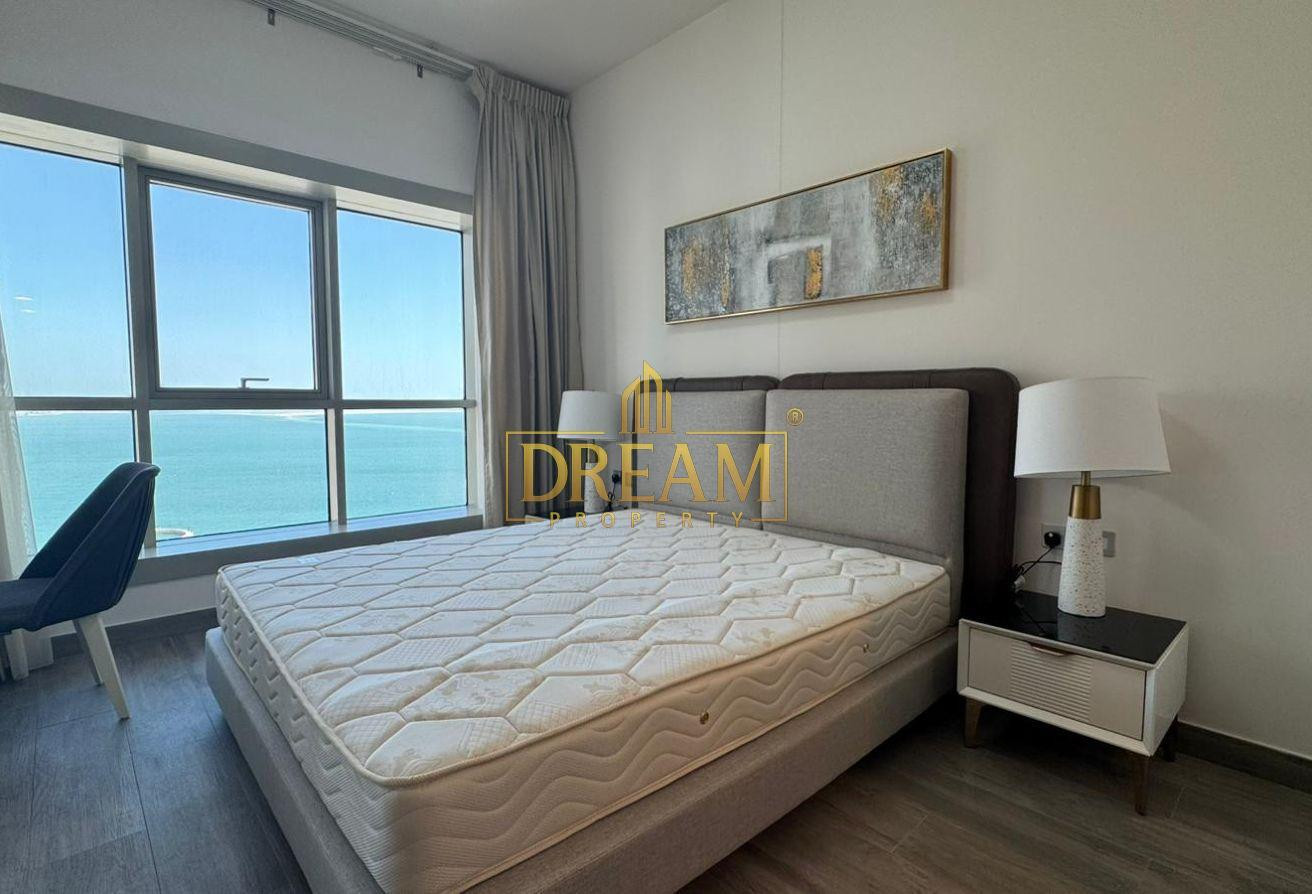 164 SQM | Spacious 2 Bedroom+ Maid | Sea View - Apartment in West Bay