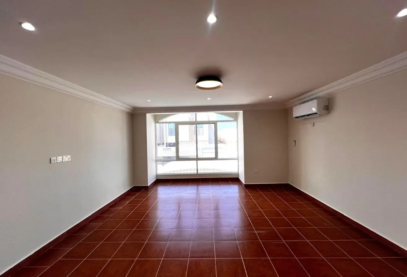 ELEGANT SPACIOUS 6BR STANDALONE VILLA - Villa in Al Maamoura