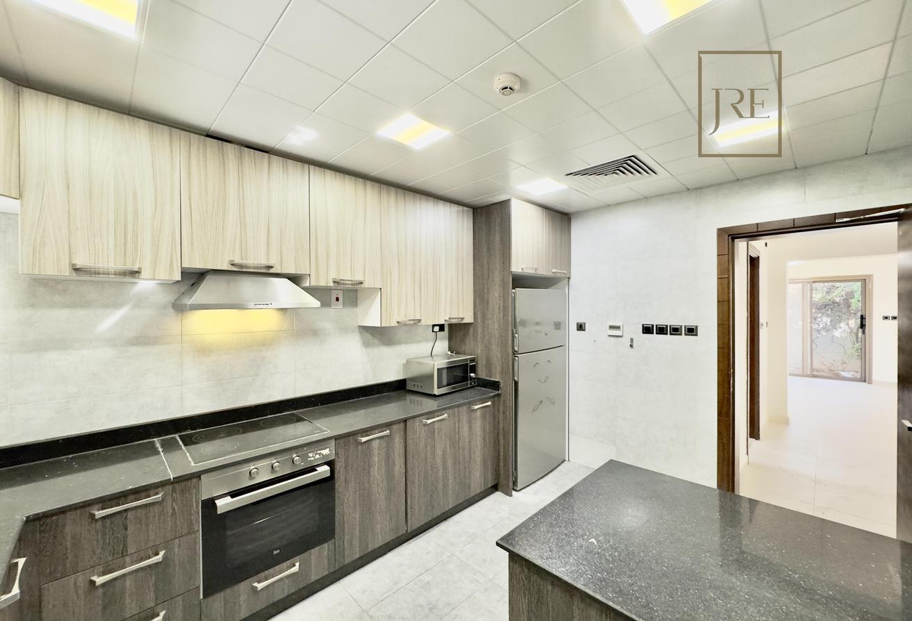 Modern Semi Furnished Spacious Villa - Villa in Al Messila