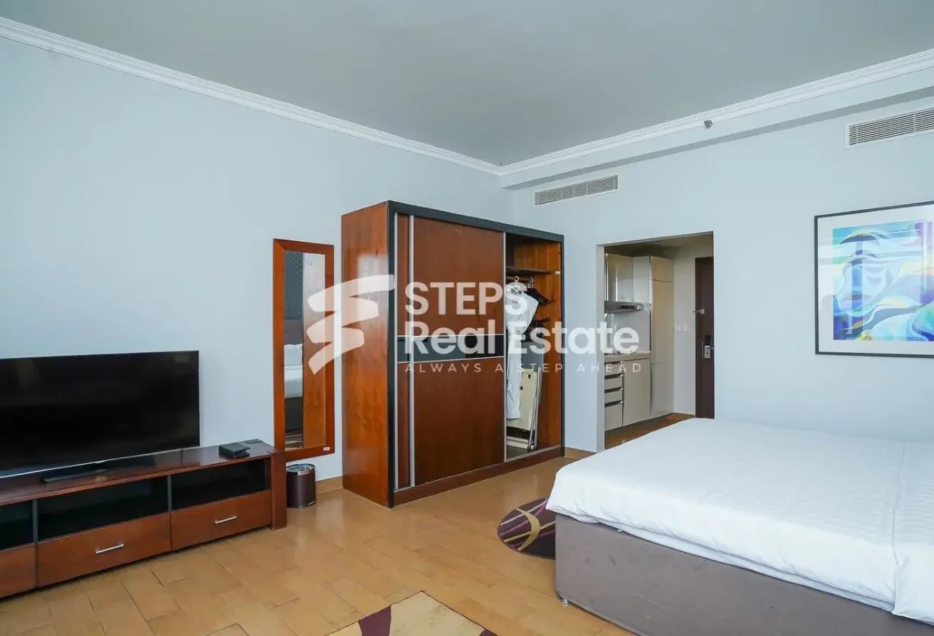 No Commission | Studio for Rent with 1 Month Free - Apartment in West Bay