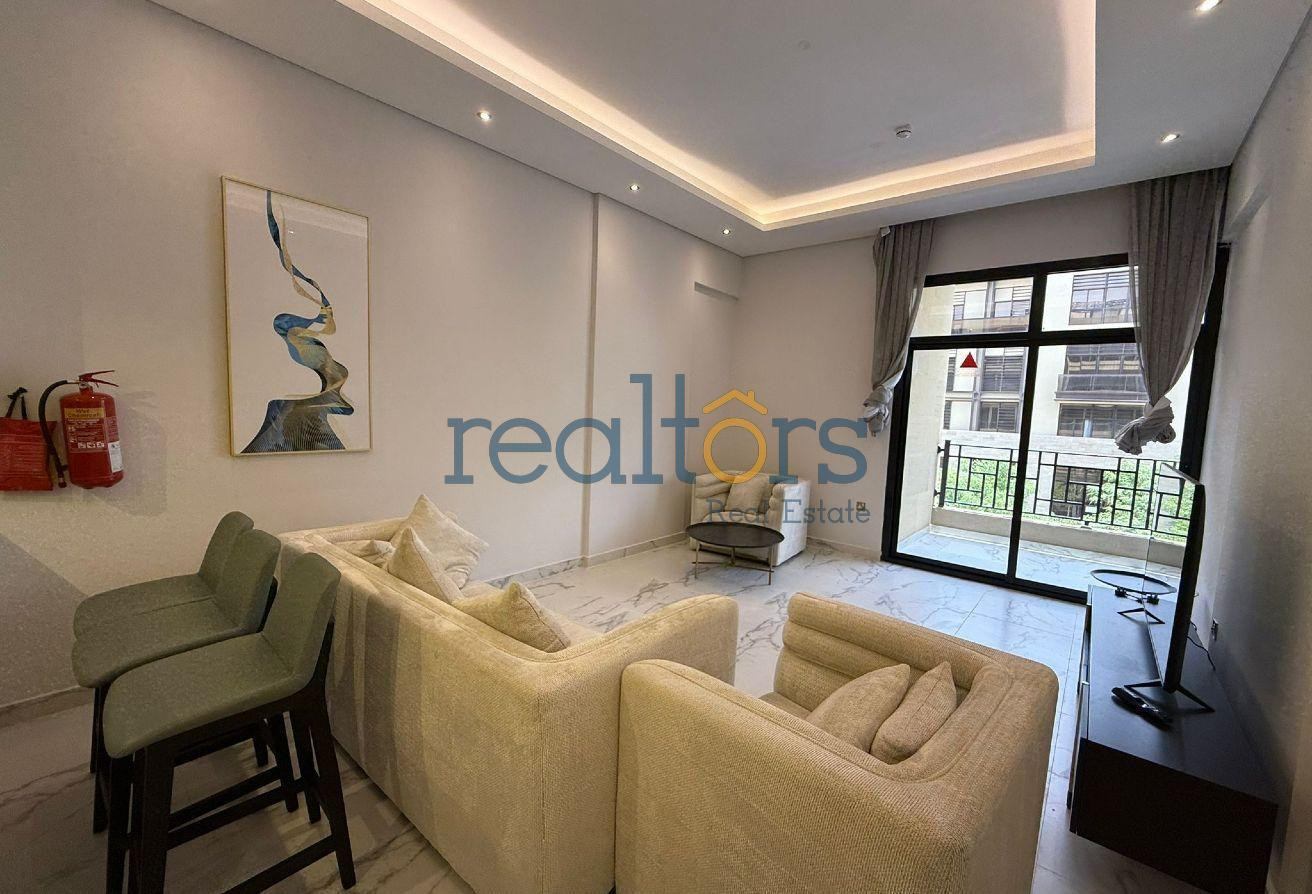 Two rooms and a hall alweseel lousel fox