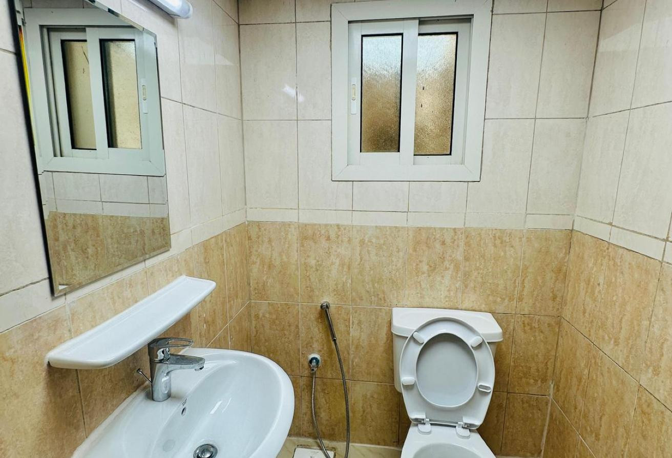 UNFURNISHED APARTMENT| 03 BEDROOMS| NAJMA - Apartment in Ibn Dirhem Street