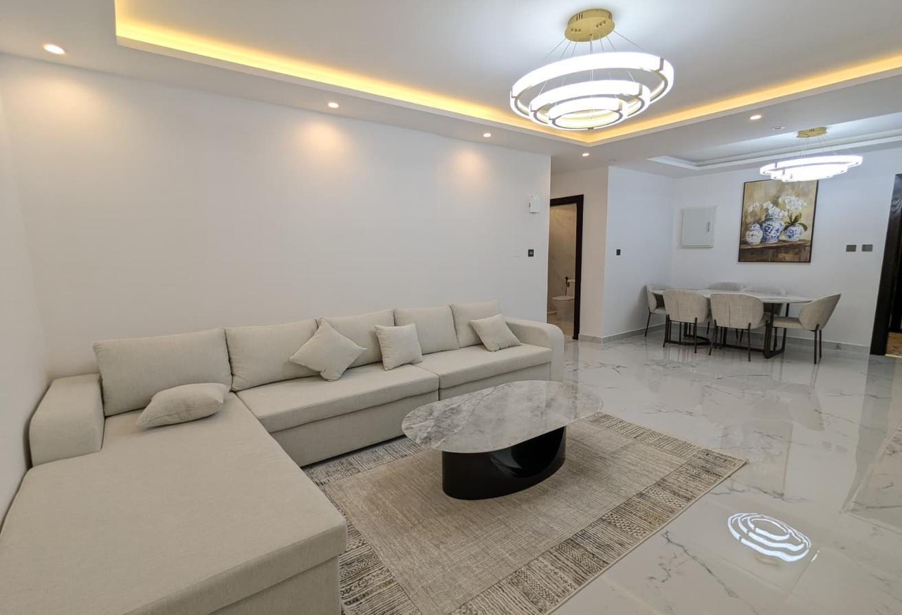Luxury Spacious| 2 BHK With Furnished For Family