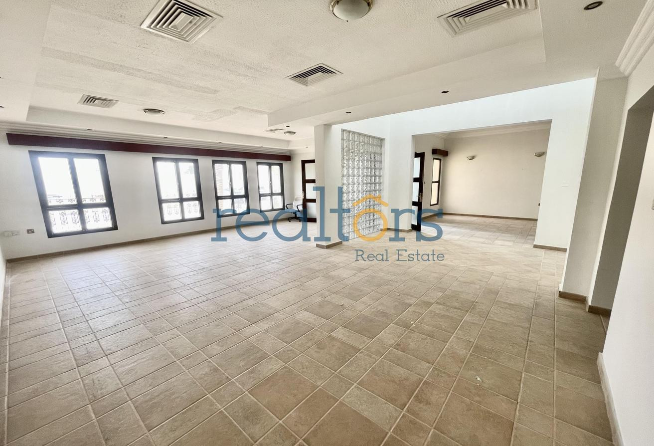 Fabulous 4BR + Maid Villa Compound | No Commission - Villa in Bin Omran 35