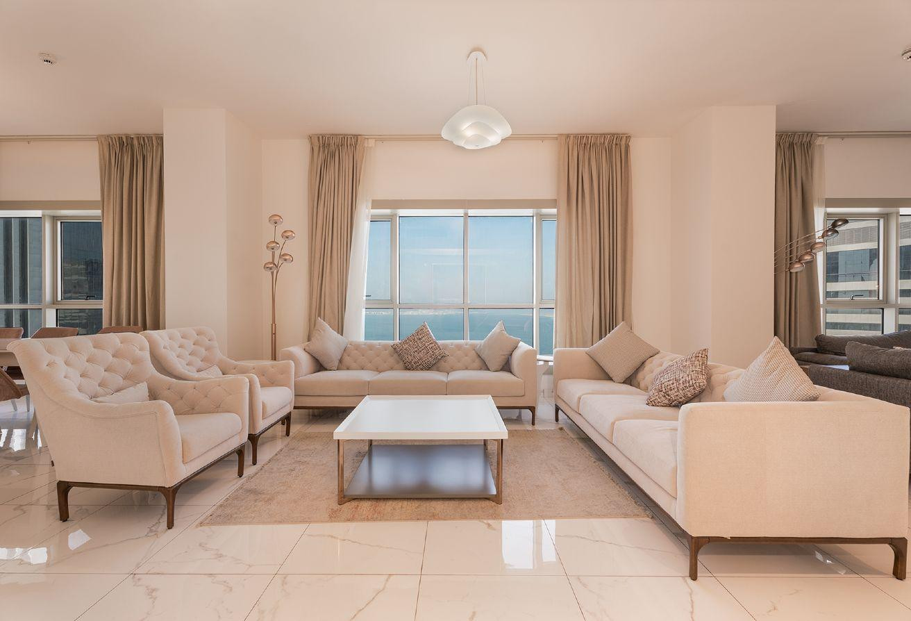BIG BALCONY 2 BEDROOM FULLY FURNISHED WEST BAY - Apartment in Diplomatic Street