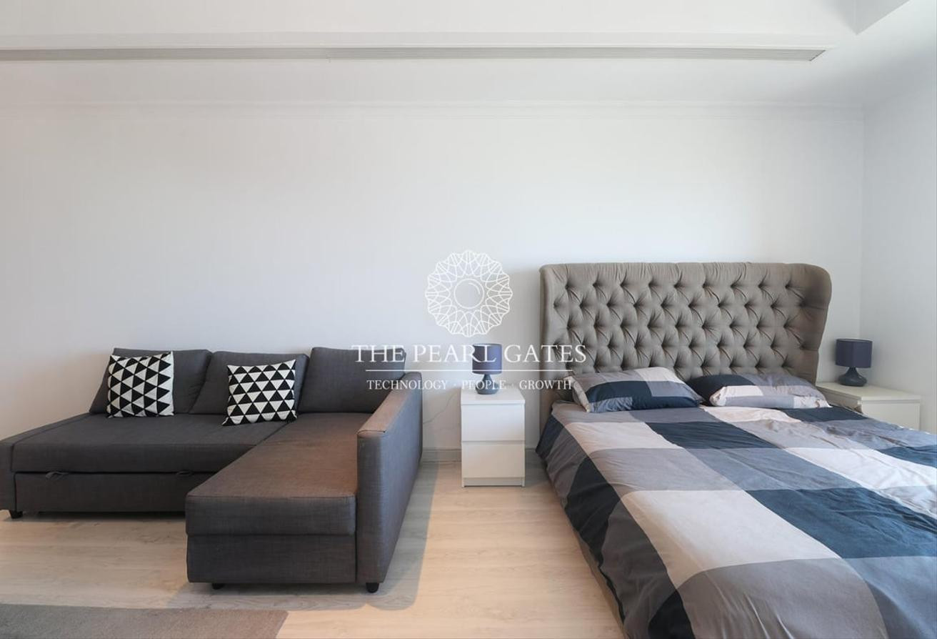 High Floor | Stunning Studio | Sea View - Apartment in East Porto Drive