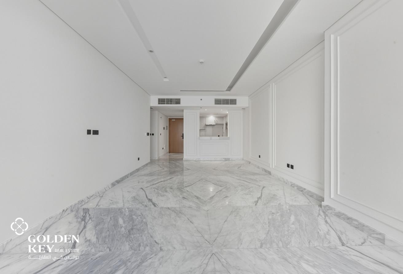 Semi-Furnished | 2BR+Maid w/ Balcony | Sea View - Apartment in Marina Tower 23