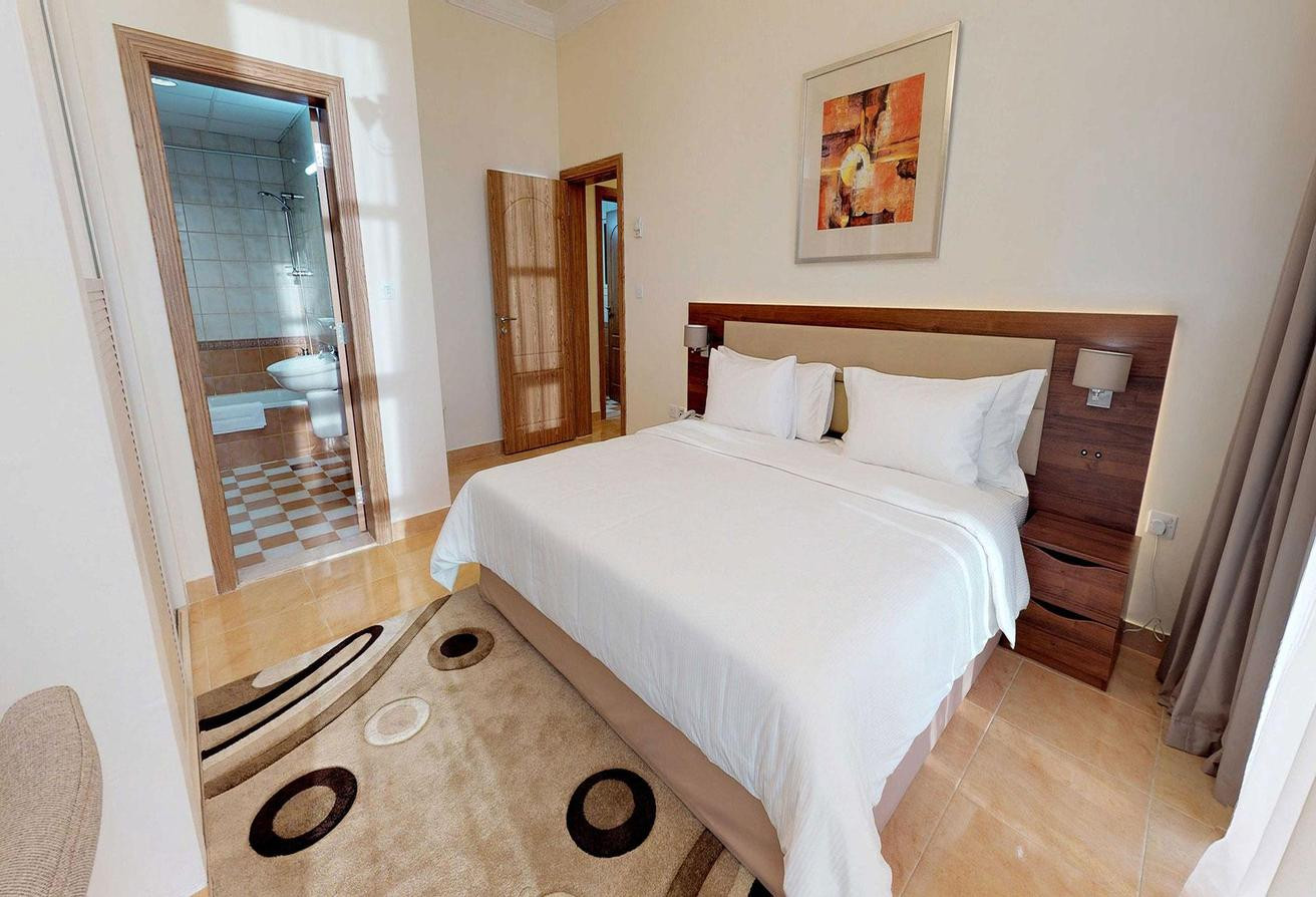 Affordable 1BR with Balcony | West Bay
