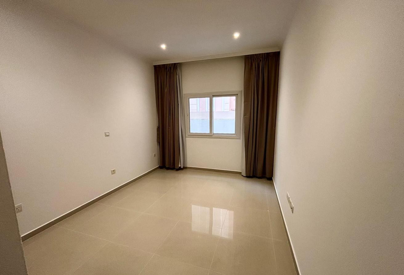 2 Bedroom, 2 Bathroom Apartment for Rent – Al Nasr - Apartment in Al Nasr Street