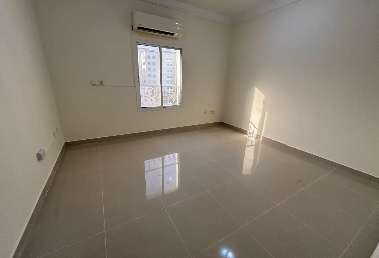 Deluxe 2 bedroom apartment. No commission. - Apartment in Najma