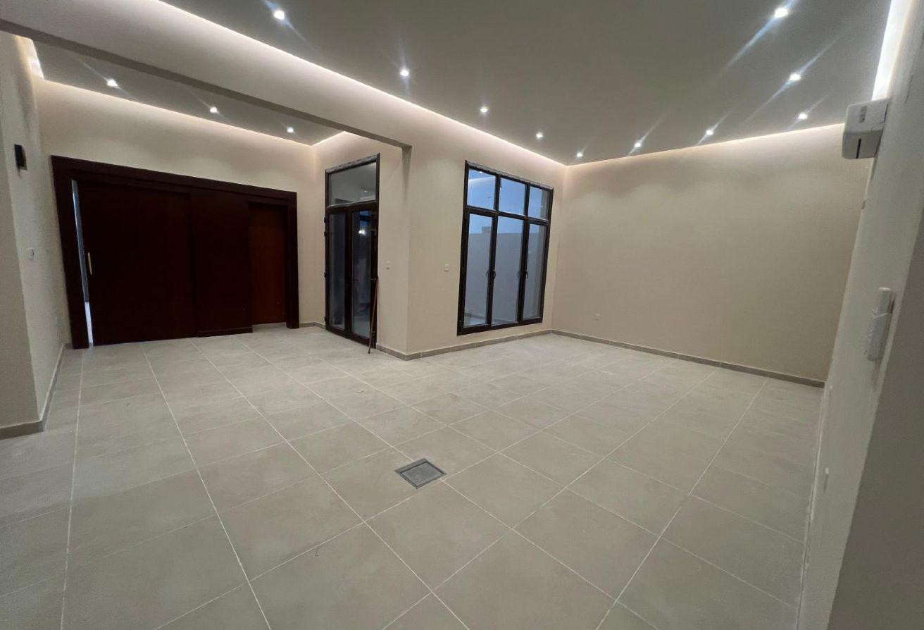 Great Brand new Standalone Villa With Elevator - Villa in Al Maamoura