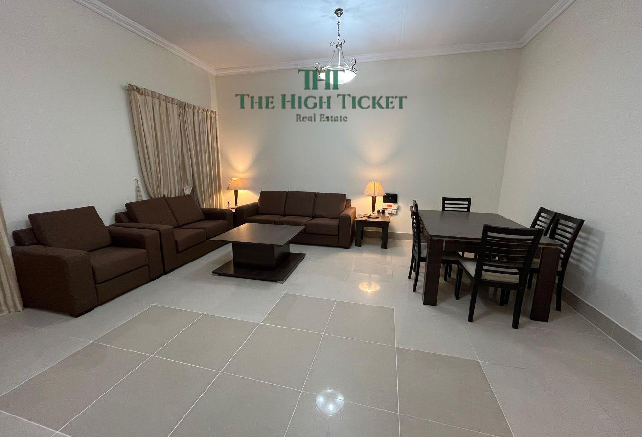 Fully Renovated Apartment Near Shops, City View