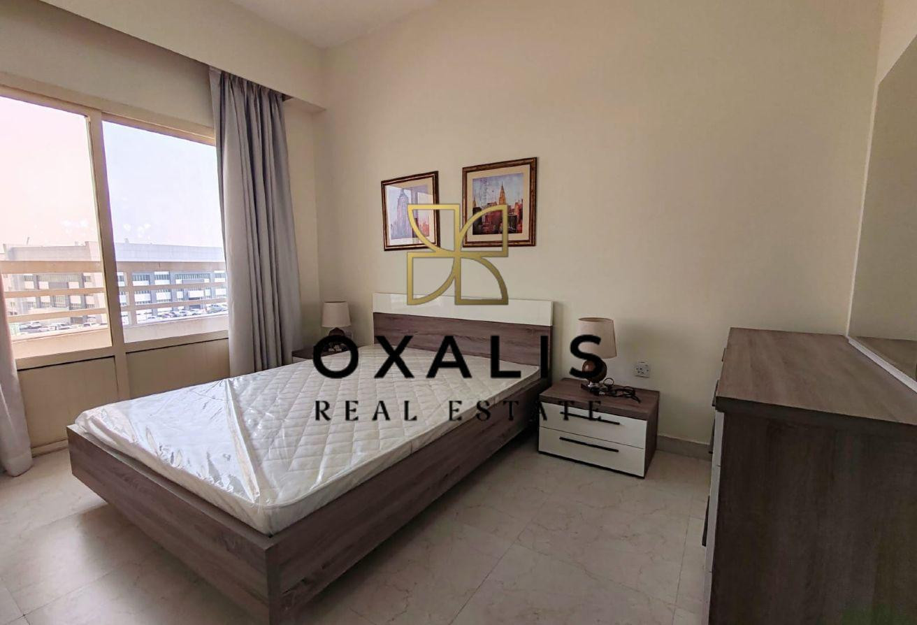 NEAT AND CLEAN 2BHK FULLY FURNISHED | WITH BALCONY