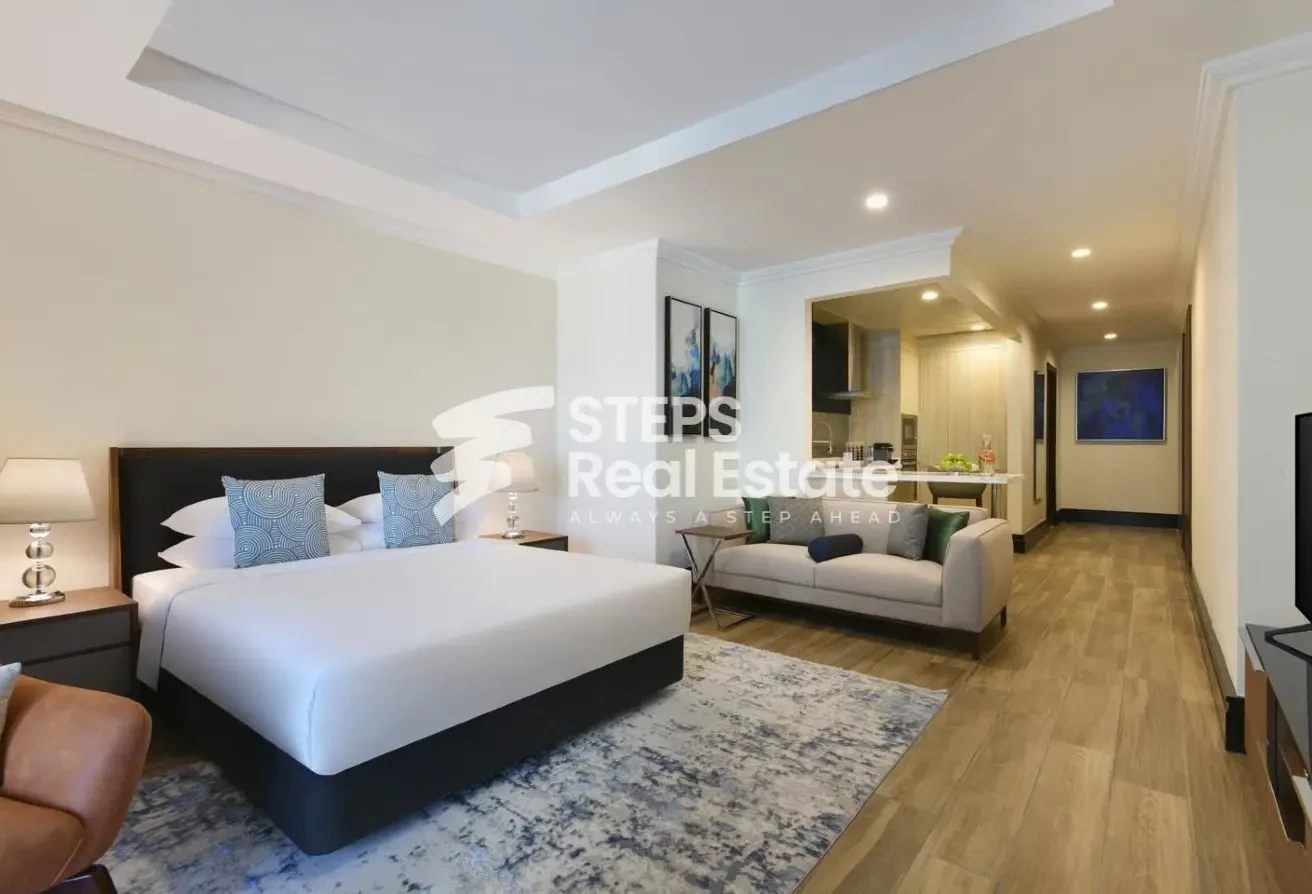 Bills Included | No Commission | High End Studio - Apartment in Viva East