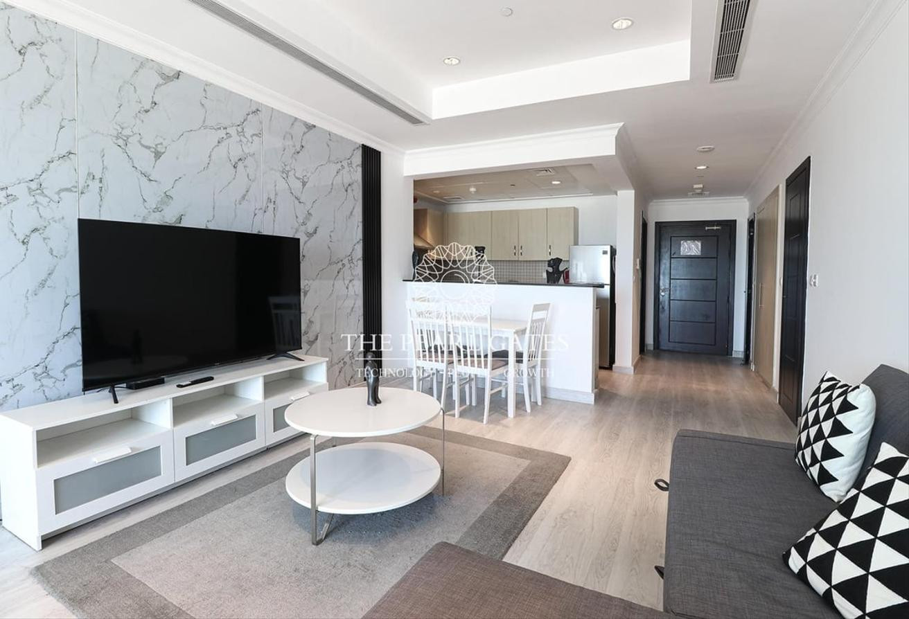 High Floor | Stunning Studio | Sea View - Apartment in East Porto Drive