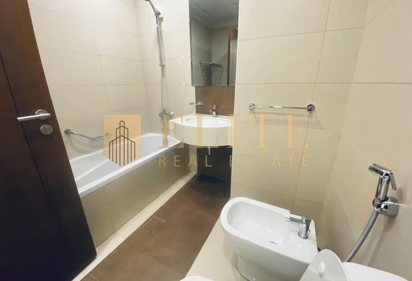 Including Bills 3 Master Bedroom fully furnished - Apartment in Al Erkyah City